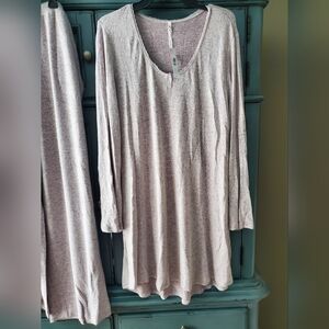 Soma Purple Heathered Pajamas Long Sleeve Top/Night Shirt And Pants